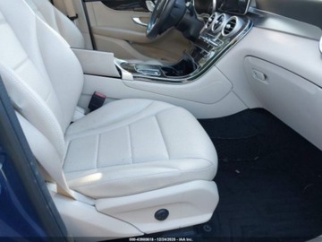 Mercedes GLC C253 2020 Mercedes-Benz GLC 2020 r., 2,0L 4MATIC 2.0 Benzyna 255KM, zdjęcie 8