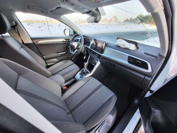 Volkswagen T-Roc I SUV Facelifting 1.0 TSI 110KM 2023 Volkswagen T-Roc 1.0 TSI 202 Benzyna 110KM, zdjęcie 13