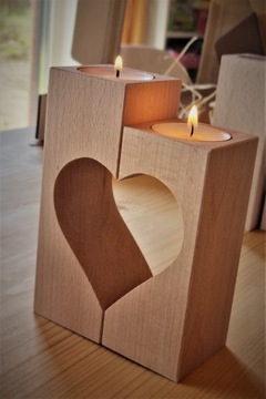 Набор деревянных подсвечников, подарок-сердце на День святого Валентина.