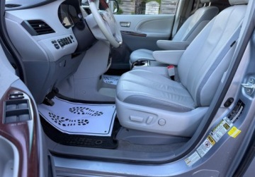 Toyota Sienna III 3.5 V6 266KM 2014 Toyota Sienna Faktura VAT 23 3.5 Benzyna 266KM, zdjęcie 17