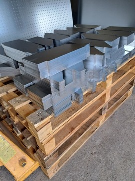 Лазерная резка, резка листового металла с ЧПУ, волокно Познань, например 1 мм = 1,0/1 м.