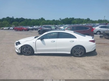 Mercedes CLA C118/X118 2022 Mercedes-Benz CLA 35 AMG 4Matic 2022 2.0l 2.0 Benzyna 302KM, zdjęcie 2