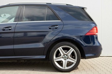 Mercedes GLE W166/C292 SUV 3.0 350d 258KM 2017 Mercedes-Benz GLE 350d, AMG Line, Salon PL, Faktura Vat Marza, Autotrade M, zdjęcie 9