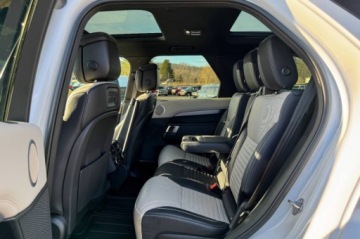 Land Rover Discovery V 2023 Land Rover Discovery R-Dynamic HSE 2023 3.0 Benzyna 355KM, zdjęcie 14