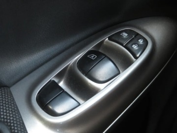 Nissan Juke I SUV 1.6i 117KM 2014 Nissan Juke 1.6 i, Salon Polska, Klima, zdjęcie 18
