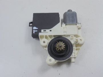 FOCUS MK2 MOTOREK OKNO ZADNÍ PRAVÝ 0130822218