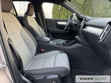 Volvo XC40 Crossover Facelifting 2.0 B3 163KM 2022 Volvo XC 40 XC40 B3 Core aut, Pakiet park assist,, zdjęcie 13