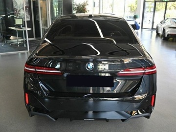BMW Seria 5 G90-91 Touring 2.0 520d 197KM 2025 BMW Seria 5 520d xDrive Sport Sedan 2.0 (197KM) 2025, zdjęcie 1