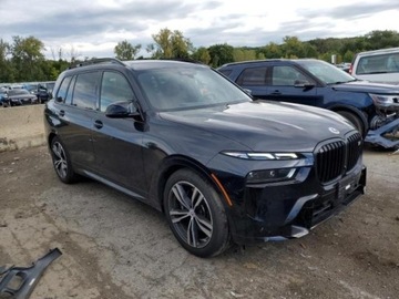 BMW X7 2023 BMW X7 2022 M60I XDrive, 4.4 V8 523 KM, AWD, od ubezpieczalni 4.4 Benzyna, zdjęcie 5