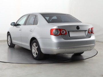 Volkswagen Jetta V 1.9 TDI 105KM 2006 VW Jetta 1.9 TDI, Klima, Klimatronic,ALU, zdjęcie 3