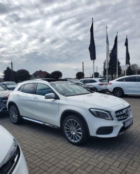 Mercedes GLA I Off-Roader Facelifting 2.0 250 211KM 2019 Mercedes-Benz GLA mercedes gla 250 amg 4matic ,niski pot przebieg 20 tys km, zdjęcie 3