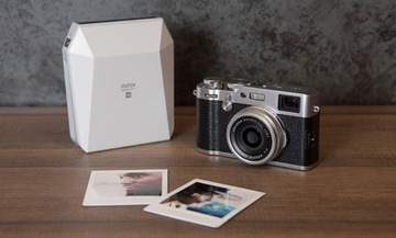 Портативный фотопринтер INSTAX SHARE SP-3 в отличном состоянии!