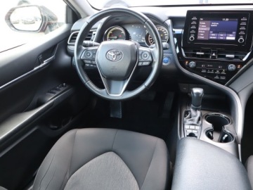 Toyota Camry IX Sedan 2.5 Hybrid Dynamic Force 218KM 2022 Toyota Camry 2.5 Hybrid, Salon Polska, zdjęcie 6