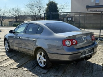 Volkswagen Passat B6 Sedan 1.9 TDI 105KM 2006 Volkswagen Passat *1.9 TDI*navi*alu*z Niemiec*, zdjęcie 2