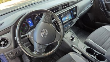 Toyota Auris II Hatchback 5d Facelifting 1.8 Hybrid 136KM 2018 Toyota Auris 1.8 HSD136KM Bardzo dobry Vat 23%, zdjęcie 8