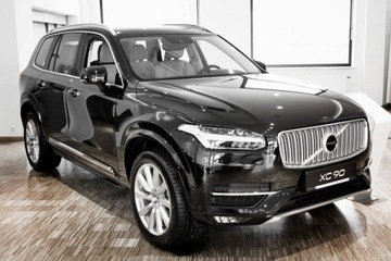 LIŠTA KUFRU NA NÁRAZNÍK VOLVO XC 90 II 2015+