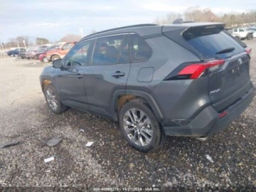 Toyota RAV4 V 2023 Toyota RAV4 xle premium, 2023r., 4x4, 2.5L 2.5 Benzyna 203KM, zdjęcie 3