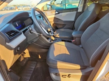 Volkswagen 2022 Volkswagen Inny Volkswagen Taos SE 4MOTION z 2022 roku , od firmy ubezpiec, zdjęcie 7