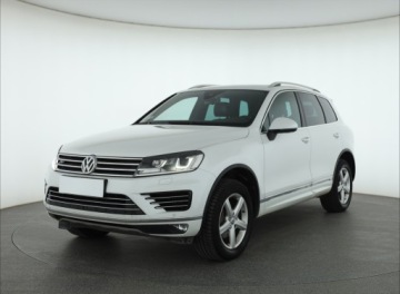 Volkswagen Touareg II SUV Facelifting 3.0 V6 TDI BlueMotion 262KM 2015 VW Touareg 3.0 TDI, Salon Polska, 258 KM, 4X4, zdjęcie 1