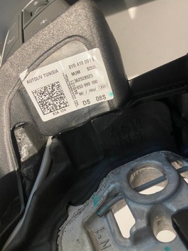 AUDI A3 Q3 VOLANT KŮŽE MANUÁLNÍ 8Y0419091