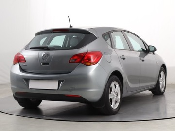 Opel Astra J Hatchback 5d 1.6 Twinport ECOTEC 115KM 2010 Opel Astra 1.6 16V, Klima, Klimatronic,ALU, zdjęcie 4