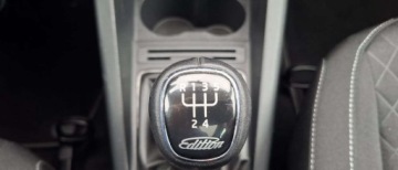 Skoda Fabia III Hatchback 1.2 TSI 90KM 2015 Skoda Fabia Skoda Fabia 1.2 TSI Cool Edition Red amp Grey 1.2 Benzyna, zdjęcie 19