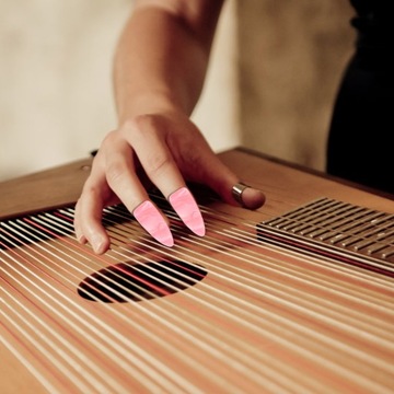 1 НАБОР ПОКРЫТИЙ НА ПАЛЬЦЫ, ЗАЩИТЫ ДЛЯ НОГТЕЙ, УЧЕБНАЯ ЛЕНТА