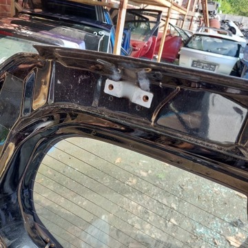 MITSUBISHI COLT VI 6 VÍKO KUFRU ZADNÍ KUFRU ČERNÁ