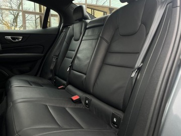 Volvo S60 III Sedan 2.0 T4 190KM 2020 Volvo S60 FV23% SalonPL T4 RDesign LED Skóry Tempo, zdjęcie 13