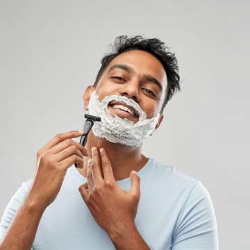 НАБОР ДЛЯ БРИТЬЯ RAZER + 8 КАРТРИДЖЕЙ XXXL