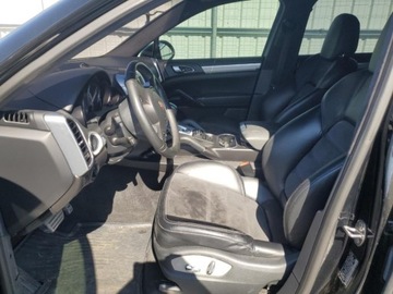 Porsche Cayenne II SUV 4.8 V8 420KM 2013 Porsche Cayenne 2013 Porsche Cayenne GTS 4.8 Benzyna 420KM, zdjęcie 7