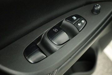Nissan Pulsar 1.2 DIG-T 115KM 2015 Nissan Pulsar 1.2 DIG-T, Salon Polska, Klima, zdjęcie 14