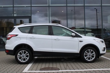 Ford Kuga II SUV Facelifting 2.0 TDCi 150KM 2019 FORD Kuga TITANIUM 4x4, zdjęcie 3