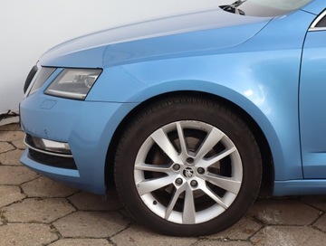 Skoda Octavia III Kombi Facelifting 2.0 TDI 150KM 2017 Skoda Octavia 2.0 TDI, Salon Polska, Serwis ASO, zdjęcie 12
