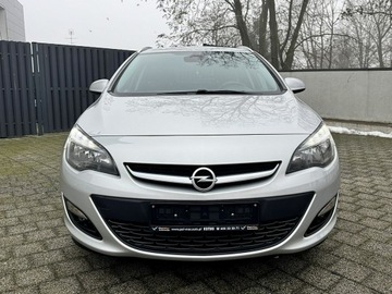 Opel Astra J Sports Tourer Facelifting 1.4 Turbo ECOTEC 120KM 2015 Opel Astra Navi PDC Gwarancja, zdjęcie 2