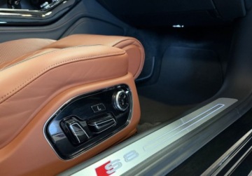 Audi A8 D4 2014 Audi S8 salon Polska ASO FV 23 R CARS Warszawa 4.0 Benzyna 520KM, zdjęcie 10