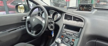 Peugeot 5008 I Minivan Facelifting 2.0 HDi 150KM 2015 Peugeot 5008 2.0 HDI 150 km panorama 7 osobowy super stan. 2.0 Diesel 149KM, zdjęcie 17