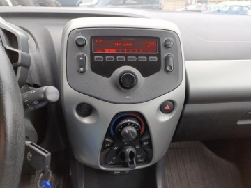 Toyota Aygo II Hatchback 5d 1.0 VVT-i 69KM 2018 Toyota Aygo 1.0 VVT-i X-play II (2014-) 1.0 VVT-i, zdjęcie 18