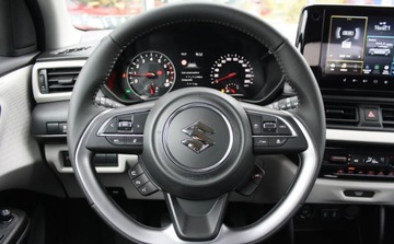 Suzuki Swift VI Hatchback Facelifting 1.2 DualJet SHVS 83KM 2025 Suzuki Swift Elegance 1.2 mild Hybrid 5MT Flame Orange Pearl NOWY SWIFT 2, zdjęcie 10