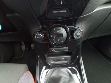 Ford Fiesta VII Hatchback 3d Facelifting 1.0 EcoBoost 100KM 2015 Ford Fiesta ST Line, 2016/15, zdjęcie 10