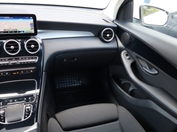 Mercedes GLC C253 SUV Facelifting 2.0 200d 163KM 2020 Mercedes GLC GLC 200 d, Salon Polska, zdjęcie 7
