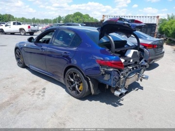 Alfa Romeo Giulia II 2020 Alfa Romeo Giulia Quadrifoglio 2020 2.9l 2.9 Benzyna 505KM, zdjęcie 2