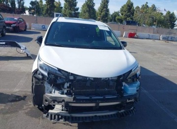 Toyota Sienna III 2023 Toyota Sienna 2023, 2.5L, 4x4, XSE, od ubezpieczalni, zdjęcie 1