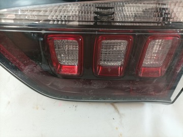 JEEP COMPASS 17 SVĚTLO ZADNÍ PRAVÁ USA VODA