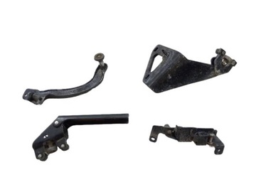 ДВЕРНАЯ ПЕТЛЯ ПРАВОЙ НАПРАВЛЯЮЩЕЙ РАЗДВИЖНОЙ ДВЕРИ Renault Trafic II