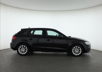 Audi A3 8V Hatchback 3d 1.6 TDI clean diesel 110KM 2015 Audi A3 1.6 TDI, Automat, Navi, Xenon, Bi-Xenon, zdjęcie 5