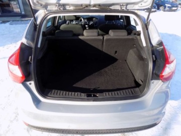 Ford Focus III Kombi 1.0 EcoBoost 125KM 2012 Ford Focus BIALOLEKA 1.0 Eco Boost (125 KM), 2012r. prod. KOMIS TYSIAK, zdjęcie 8