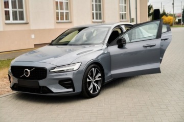 Volvo S60 III 2022 R-DESIGN__ 5 SZTUK W OFERCIE, zdjęcie 17