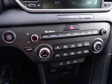 Kia Sportage IV SUV Facelifting 1.6 GDI 132KM 2019 1.6 Spirit Full Led JBL Kamery 360 78000km Gwarancja Oryginał Stan idealny!, zdjęcie 18