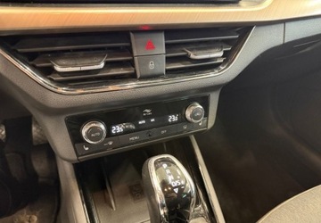 Skoda Kamiq Crossover 1.0 TSI 110KM 2022 Skoda Kamiq Podgrz. kierownica i fotele - czujniki i kamera - Virtual - AC, zdjęcie 19